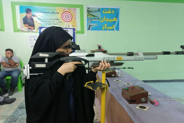  مسابقه تیراندازی به‌مناسبت گرامیداشت یاد و خاطره شهدای خبرنگار غزه در دشتستان
