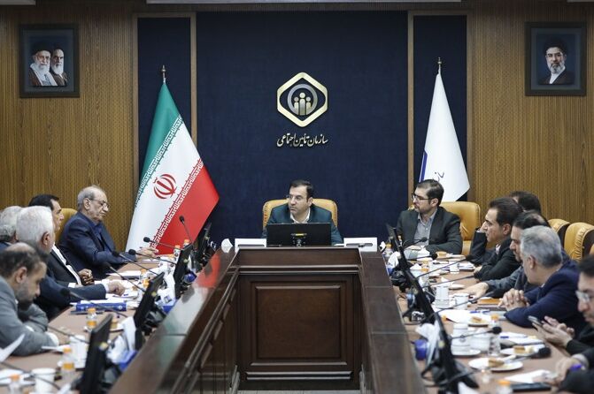 کارگروه بررسی و حل مسائل بازنشستگان تشکیل می‌شود / مهم‌ترین وظیفه تأمین اجتماعی، پرداخت حقوق بازنشستگان و ارائه خدمات درمانی است