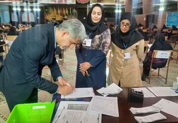 زحمات مجاهدانه همکاران در برگزاری آزمون‌های نهایی باعث تغییر در مسیر نظام آموزشی می‌شود