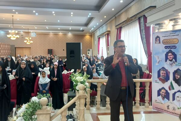 برگزاری جشن میلاد بانوی کرامت در هتل سامان شهرستان قرچک 