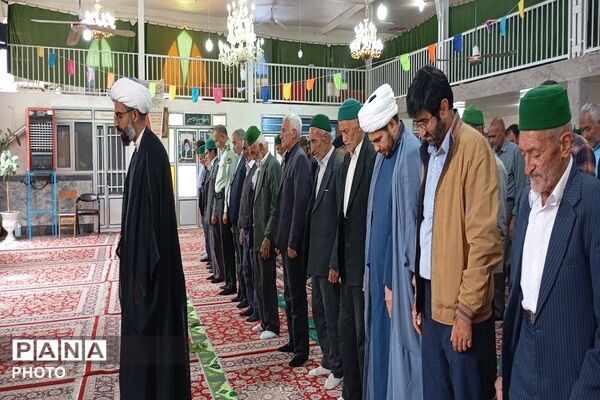 اقامه نماز عبادی سیاسی جمعه در هفته سوم  اردیبهشت ماه  شهر بار 