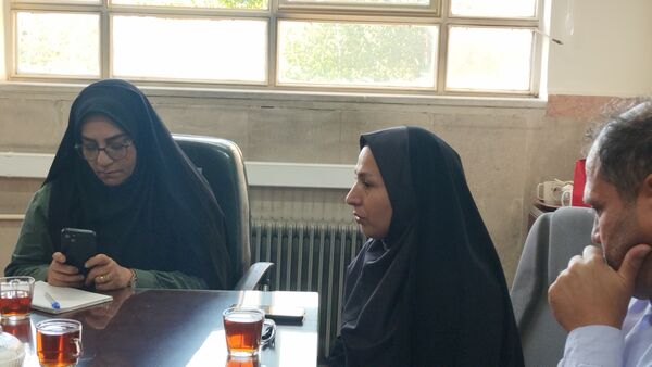 جلسه همکاری کمیته امداد و شورای دانش‌آموزی در آموزش و پرورش ناحیه ۲ کرج و شهرستان فردیس 
