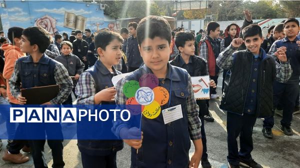 افتتاحیه سفیران سلامت در دبستان سرافراز ناحیه۷ مشهد 