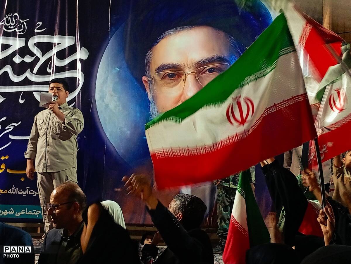 اجتماع مردمی در حمایت از کشور و نیروهای مسلح 