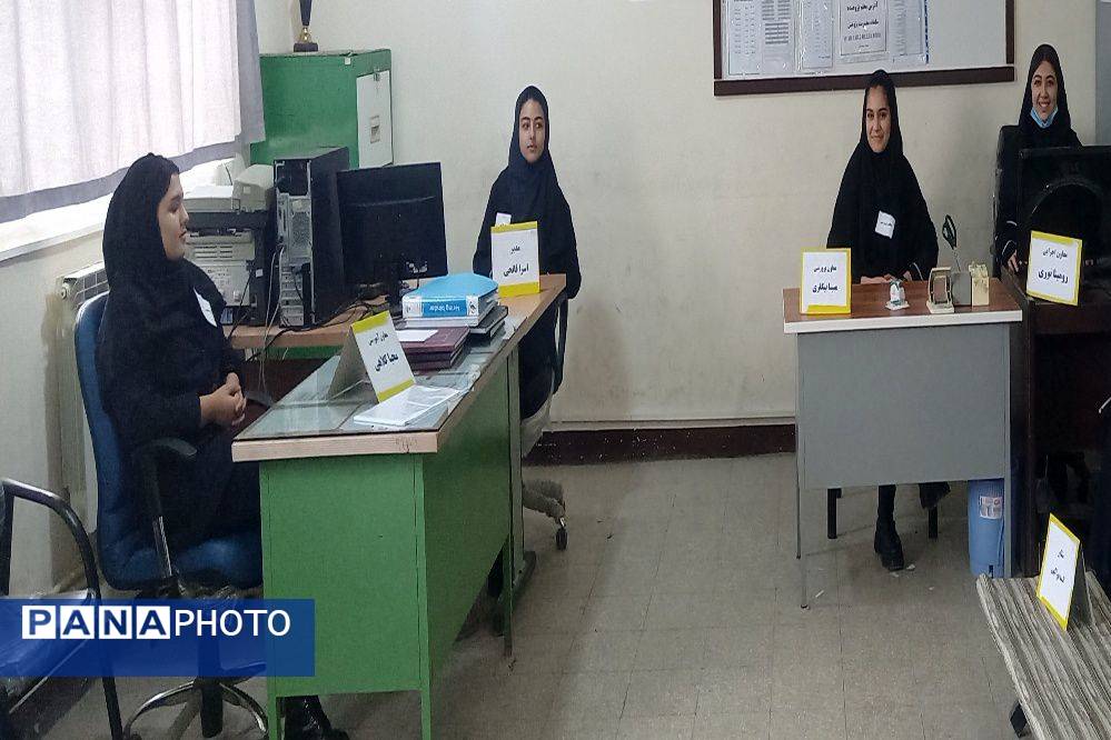 اجرای طرح مدام در دبیرستان عفت شهرستان پارس آباد 