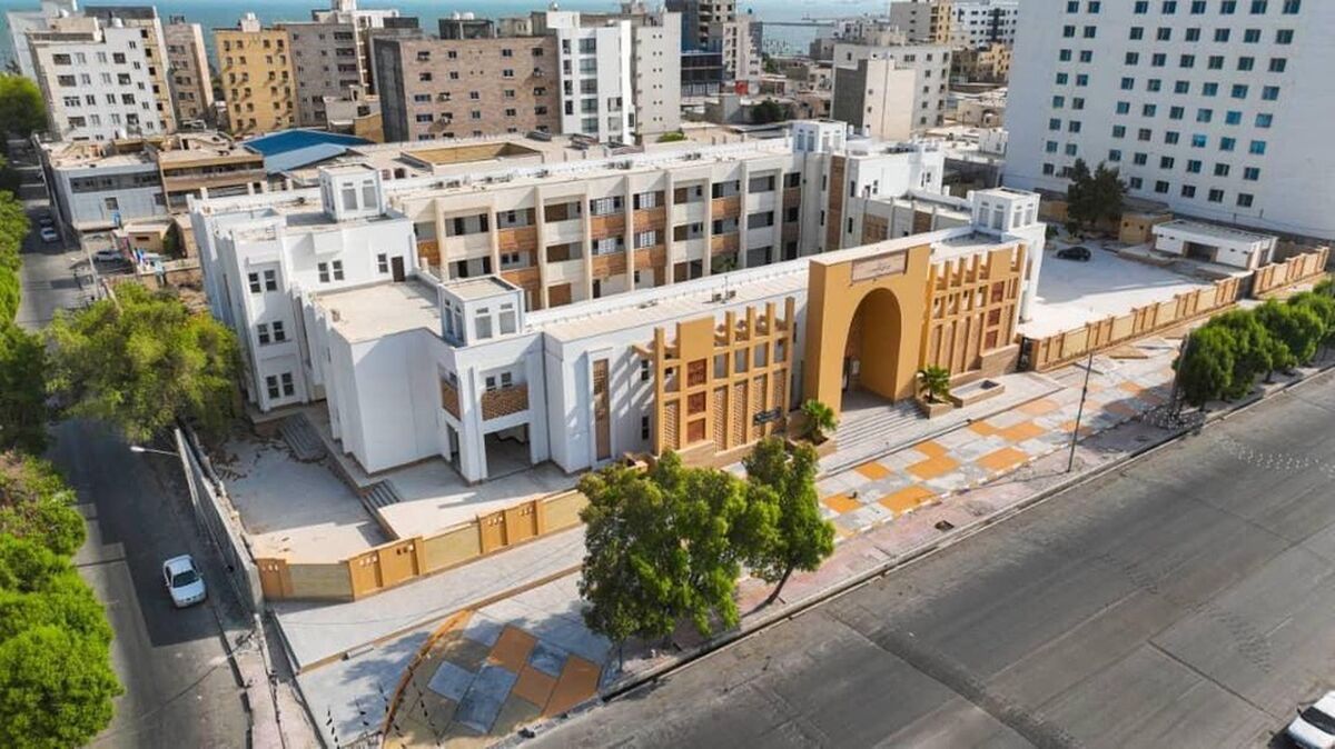 مدرسه ابن سینا (آفتاب)؛ جلوه معماری هرمزگان