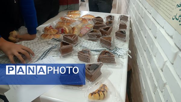 گذری بر روز اول و روز دوم نمایشگاه دهه فجر دبیرستان شاهد ابوذر غفاری