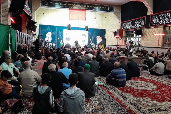 مراسم بزرگداشت شهدای مقاومت در حرم شهدا گمنام ورامین