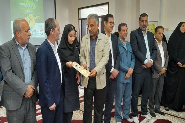 مراسم تجلیل از دانش‌آموزان ممتاز شاهد و ایثارگر شهرستان بوشهر