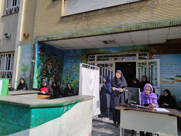 گرامیداشت هفته سلامت‌روان در دبیرستان میرزا جعفر سروقد خراسان رضوی 