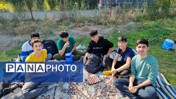 صبحانه سالم دبیرستان نمونه دولتی پژوهش آشخانه 