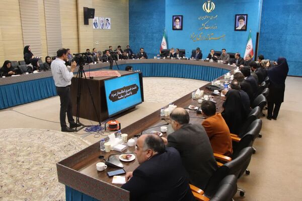 اولین نشست خبری استاندار یزد 
