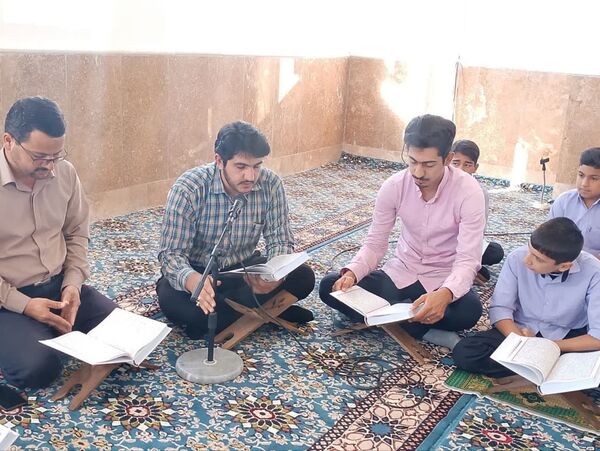 محفل انس با قرآن آموزشگاه شهید سیدمحمدکاظم حسینی‌پور