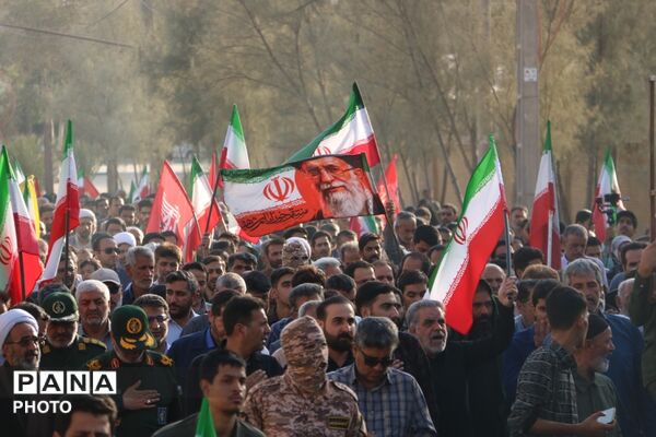 تشییع پیکر شهید محمدمهدی رضایی نصرآبادی در یزد