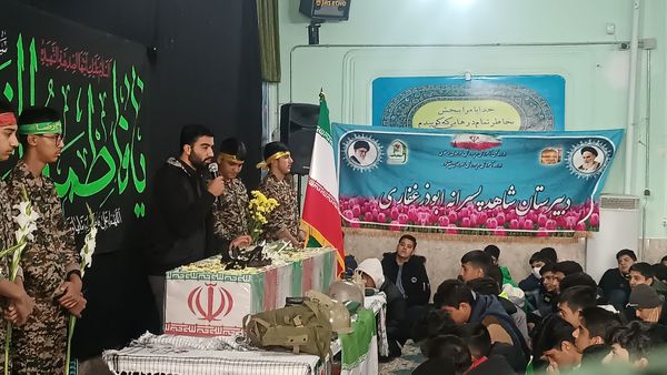 مراسم استقبال از شهید گمنام در دبیرستان شاهد ابوذر غفاری نیشابور 