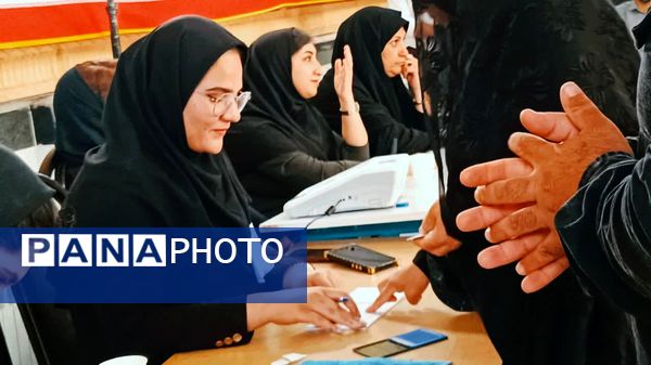 حضور مردم  یاسوج پای صندوق‌های رأی