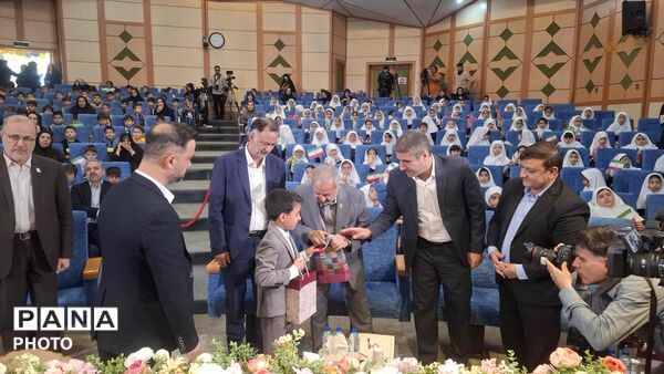 استقبال از بهار دانش؛ تجلی شور و نشاط در آیین غنچه‌ها