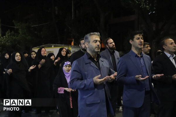 تجدید بیعت با رهبری در مراسم اربعین قائد شهید امت و شب شهادت امام حسن عسگری (ع) در ناحیه ۵ تبریز