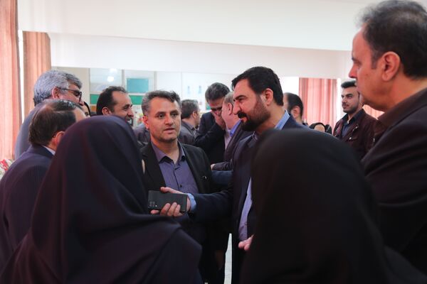 برگزاری نمایشگاه دستاورد های دانش آموزان در هنرستان حضرت فاطمه (س)  اردبیل