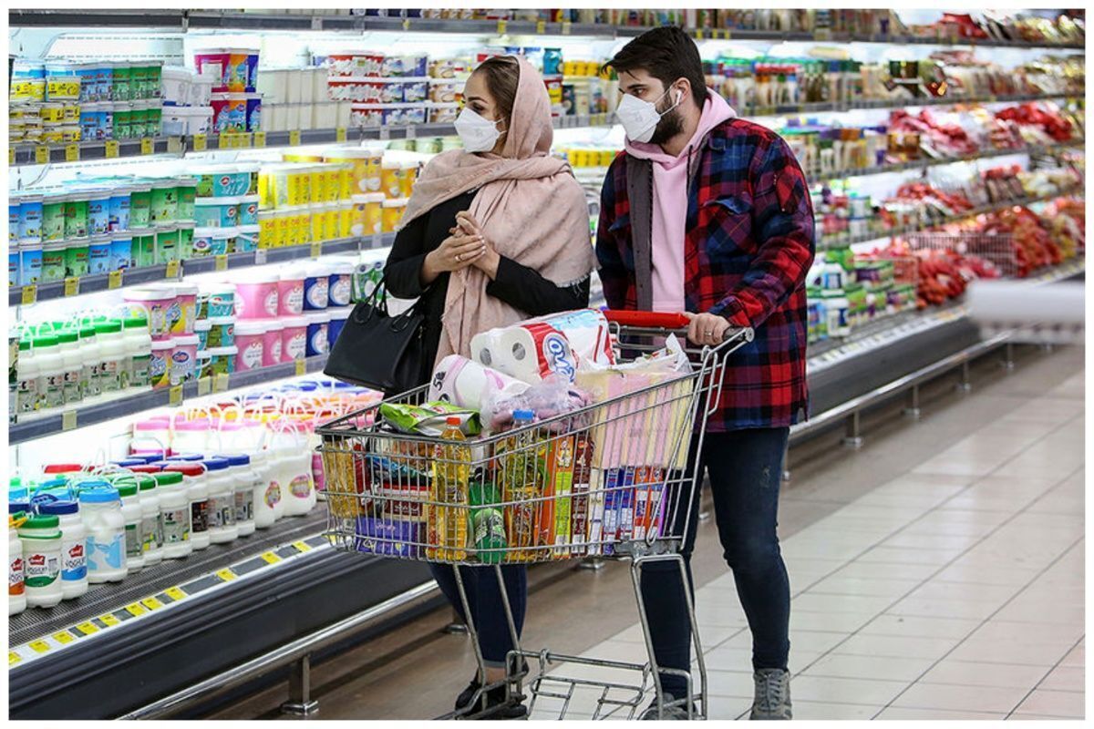 اولویت اول کشور تأمین کالاهای اساسی است
