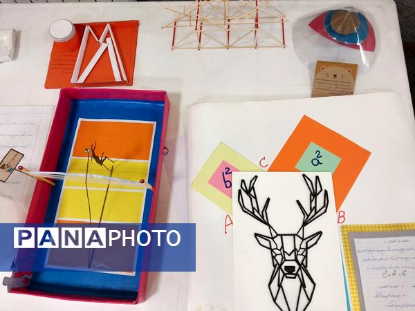 برپایی نمایشگاه ریاضی در دبیرستان آرمینه مصلی‌نژاد