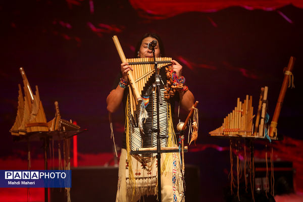 کنسرت لئو روخاس «پسر خورشید»