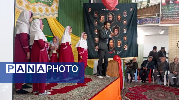 حضور پرشور دانش آموزان و اقشار مردم در جشن 22بهمن روستای سرتشنیز 