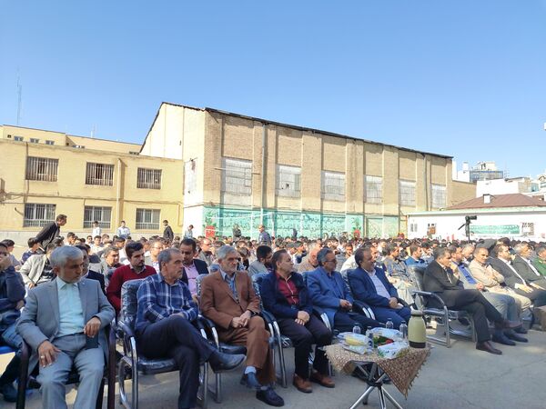  زنگ سپاس در هنرستان جلیل نصیرزاده آموزش و پرورش ناحیه یک