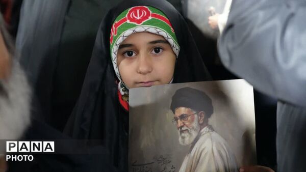 اجتماع باشکوه مردم و مسئولین فردیس  در اجتماعات مردمی 