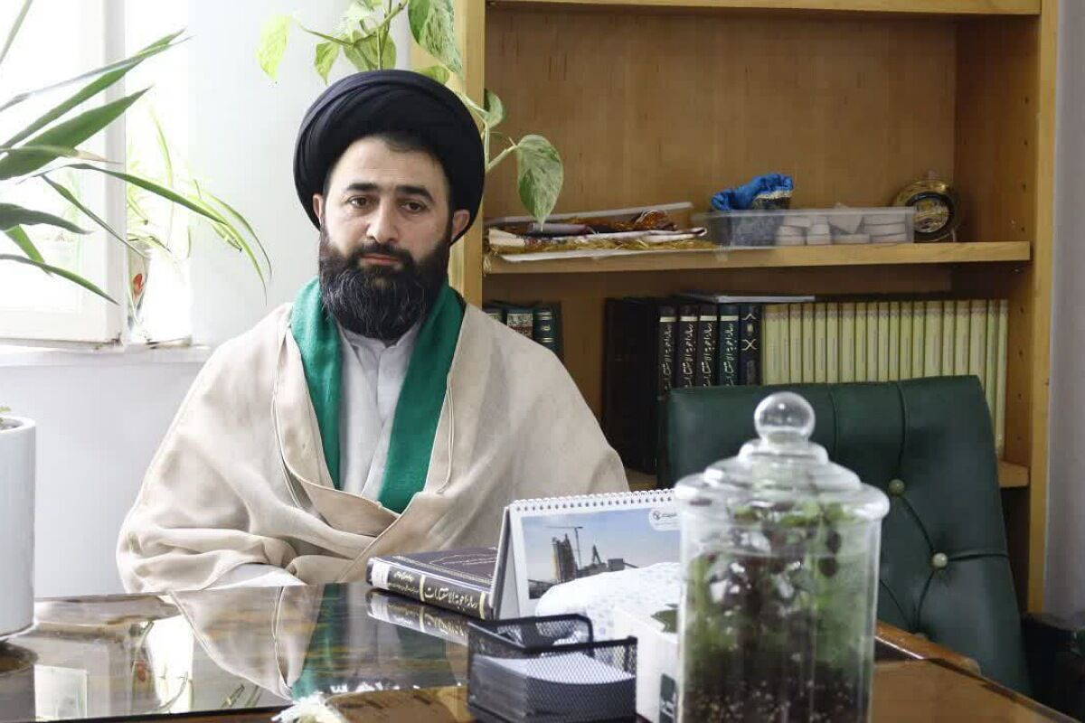 نماز جمعه تجلی‌گاه پیوند سیاست و معنویت است