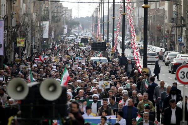 حماسه حضور مردم غیور باقرشهر و کهریزک در راهپیمایی ۲۲بهمن