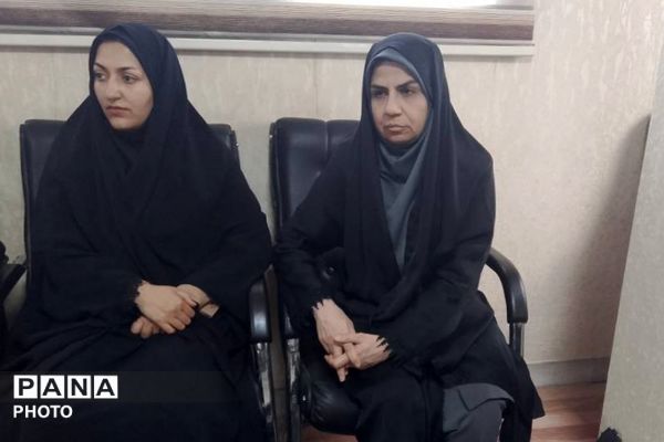 دیدار معاونین پرورشی، مربیان تربیتی و مشاورین منطقه با امام جمعه باقرشهر و کهریزک 