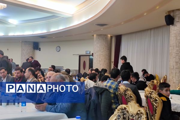 آیین تجلیل ازخادمین مراسم اعتکاف دانش‌آموزی