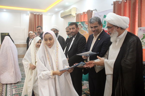 زنگ نماز در دبستان امید انقلاب ( شاهد ) بوشهر
