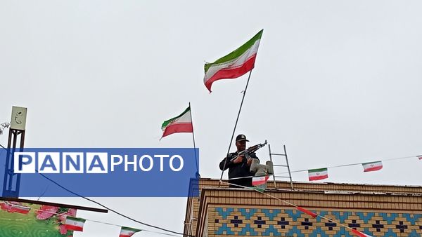 حاشیه نگاری حضور مردم شهر بن در راهپیمایی ۲۲ بهمن ۱۴۰۴