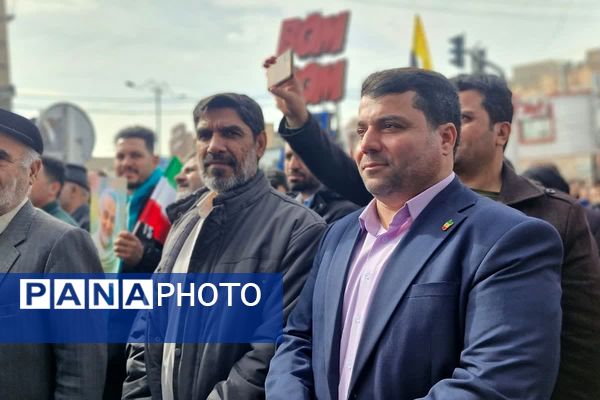 ۲۲ بهمن، میعادگاه حضور آگاهانه مردم قرچک در صحنه