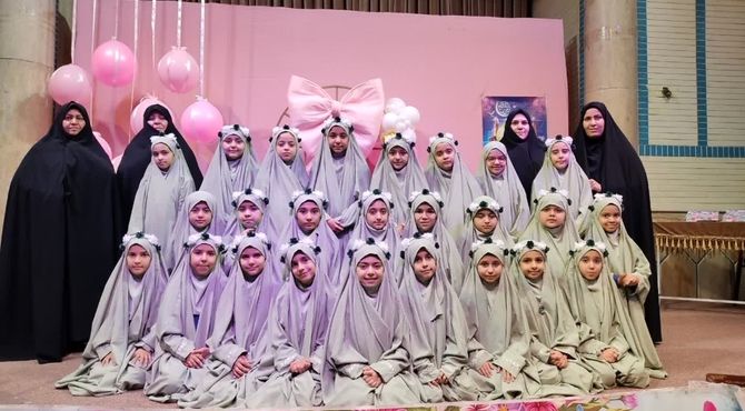 مراسم جشن آغاز بندگی دانش‌آموزان مدرسه شهید فصاحت