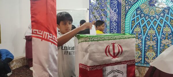 انتخابات شورای دانش‌آموزی در دبستان شهید کریمی پور 