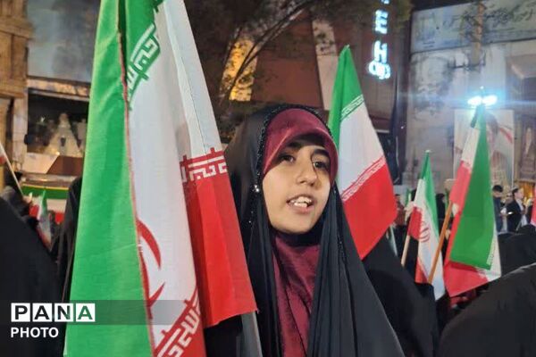 درخشش شبانه فیروزکوه؛ تجمعات پرشور مردم
