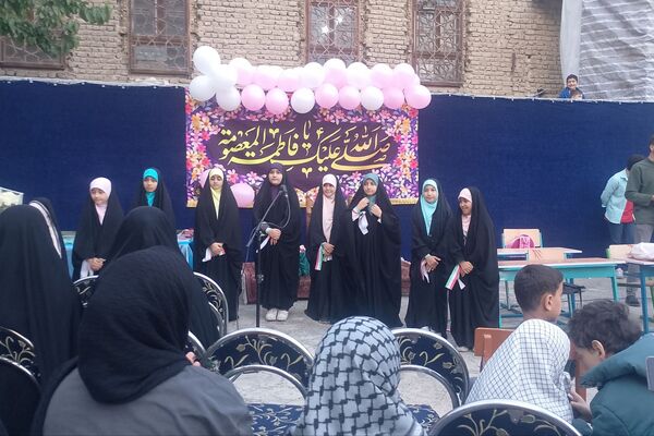 مراسمی به یاد شهدای میناب در رباط‌کریم