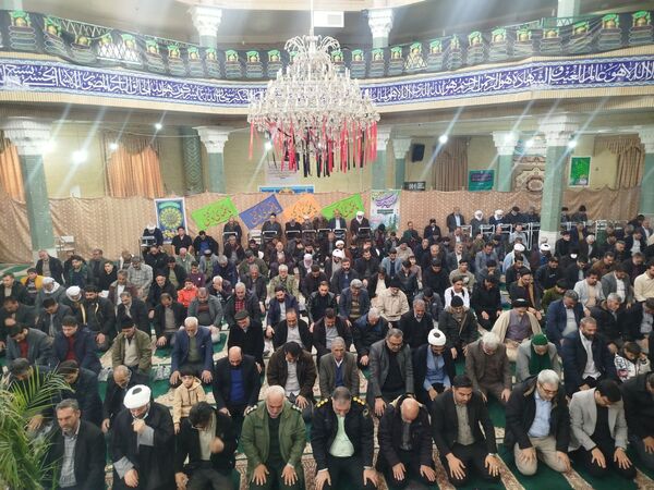 همدلی و وحدت در نماز جمعه باخرز به نمایش درآمد