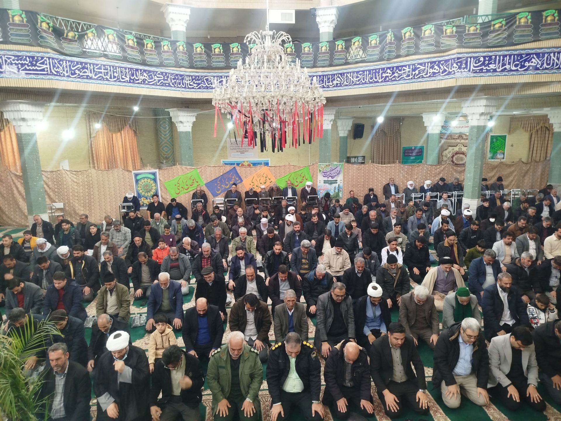 همدلی و وحدت در نماز جمعه باخرز به نمایش درآمد