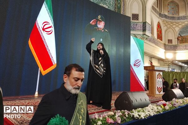 مراسم سالگرد شهادت سپهبد حسین سلامی در حرم مطهر شاه عبدالعظیم حسنی