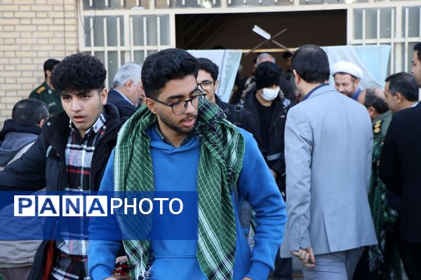 اعزام راهیان نور پسران ناحیه یک بهارستان