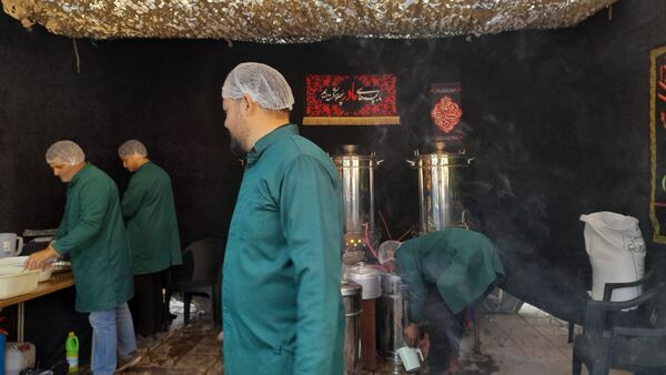 برپایی چایخانه جوانان مهدوی نیشابور در دهه اول فاطمیه 
