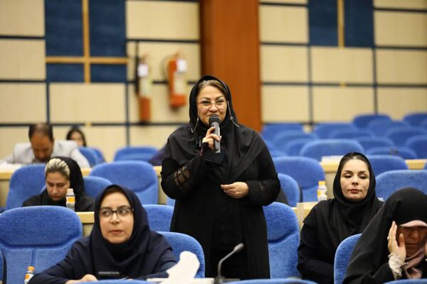 نشست خبری استاندار همدان با اصحاب رسانه