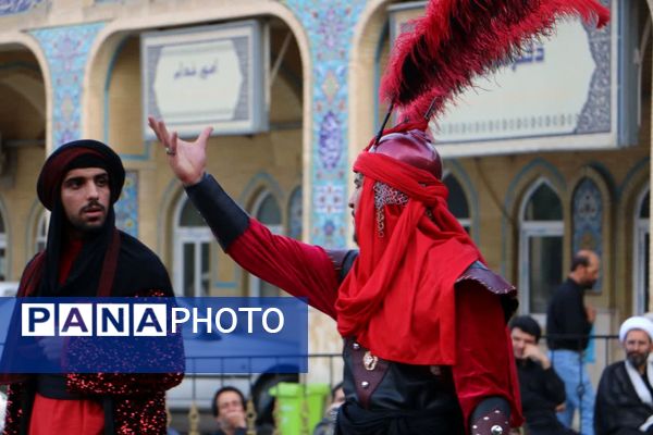 اجرای تئاتر گروه هنری موعود در آستان مقدس امامزاده بی‌بی‌سکینه صفادشت