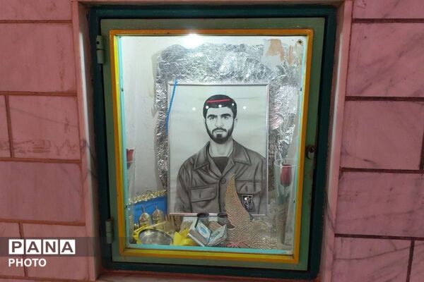 آرامگاه شهید محمد پاکپور در روستای دهسد