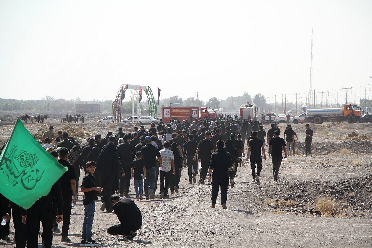 پیاده‌روی جاماندگان اربعین حسینی در شهرستان دارالصابرین بم 