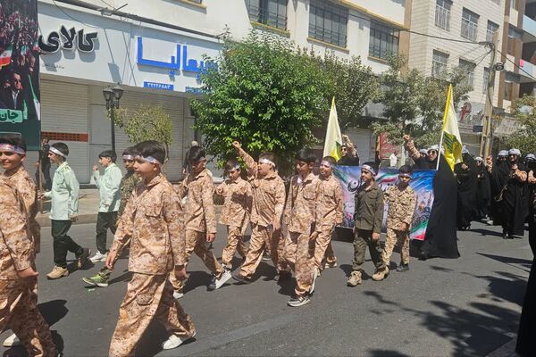 راهپیمایی جان‌فدایان ایران در شیراز - 1